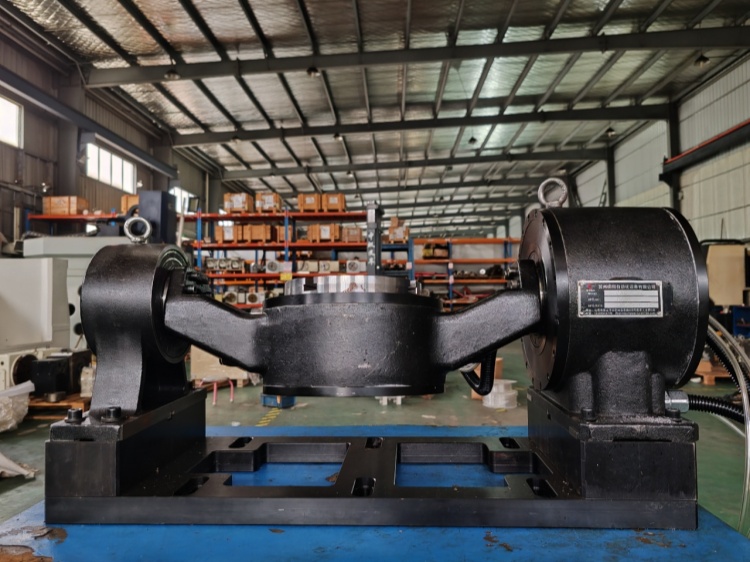 铜阳180五轴转台