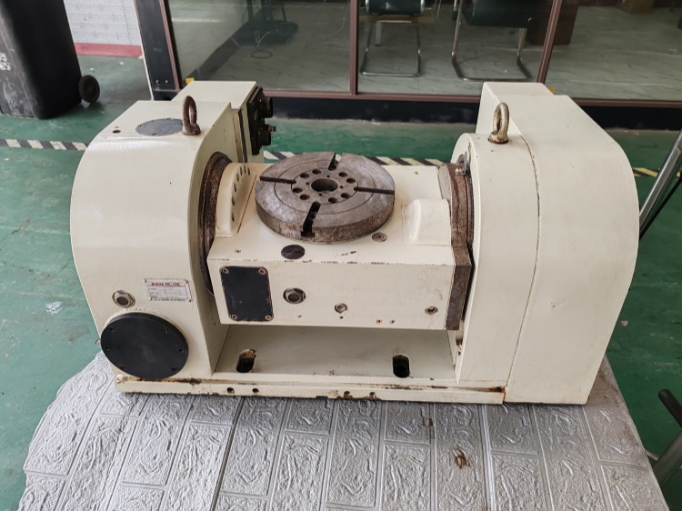 德川210五轴转台