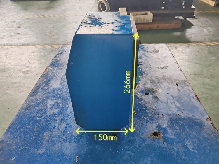 谭佳170四轴转台
